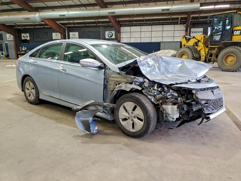 Photo 4 from auction – 2014 HYUNDAI SONATA with VIN KMHEC4A46EA117083