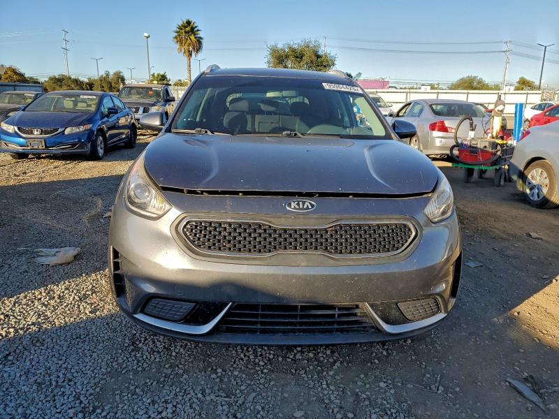 Photo 5 from auction – 2017 KIA NIRO with VIN KNDCB3LC8H5056894