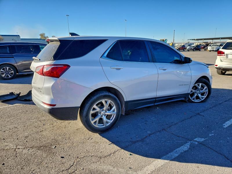 Photo 3 from auction – 2021 CHEVROLET EQUINOX with VIN 3GNAXKEV7MS152637