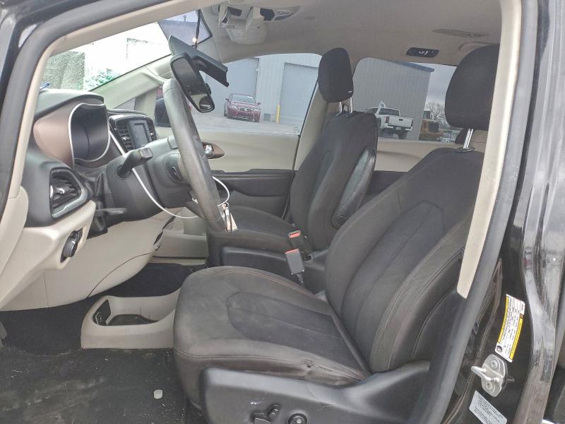 Photo 7 from auction – 2017 CHRYSLER PACIFICA L with VIN 2C4RC1CG5HR522007