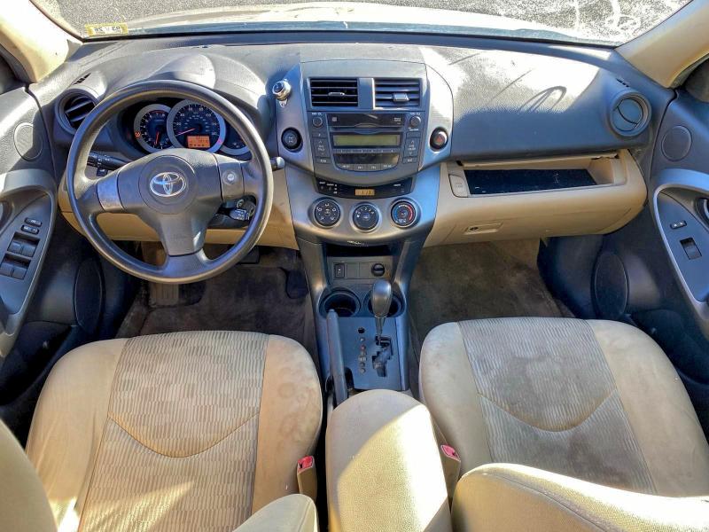 Photo 9 from auction – 2010 TOYOTA RAV4 with VIN 2T3JF4DV4AW075510
