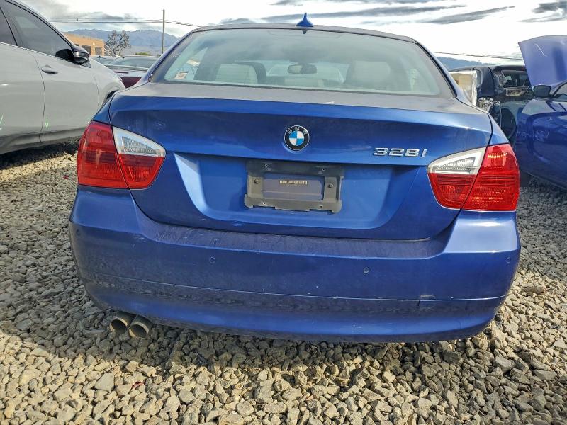Photo 6 from auction – 2007 BMW 328 I with VIN WBAVA33517PV66727