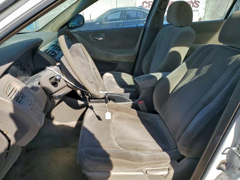 Photo 7 from auction – 2000 HONDA ACCORD DX with VIN 1HGCF8648YA153883