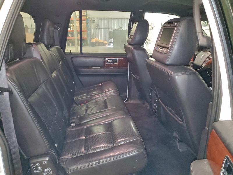 Photo 11 from auction – 2014 LINCOLN NAVIGATOR with VIN 5LMJJ3J56EEL00903