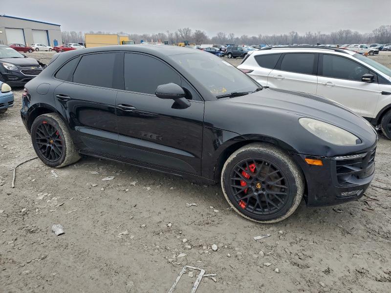 Photo 4 from auction – 2017 PORSCHE MACAN GTS with VIN WP1AG2A56HLB50578