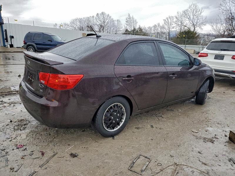 Photo 3 from auction – 2011 KIA FORTE EX with VIN KNAFU4A21B5353002
