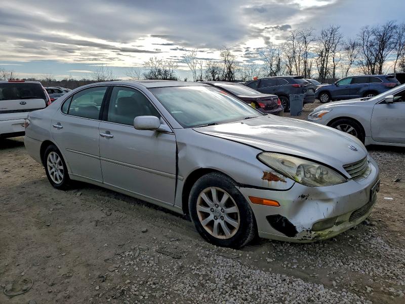 Photo 4 from auction – 2004 LEXUS ES 330 with VIN JTHBA30GX40001066