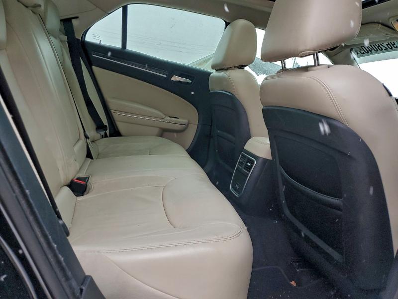 Photo 10 from auction – 2016 CHRYSLER 300 LIMITE with VIN 2C3CCAAG5GH273743