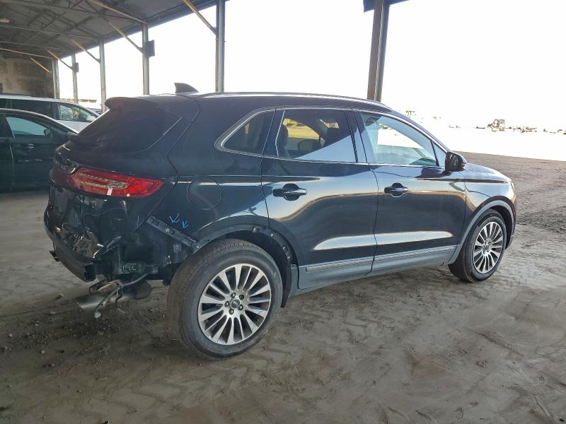 Photo 3 from auction – 2018 LINCOLN MKC RESERV with VIN 5LMCJ3C91JUL19559
