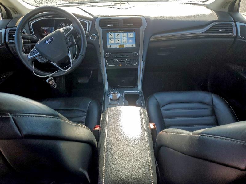 Photo 8 from auction – 2017 FORD FUSION SE with VIN 3FA6P0H91HR213856