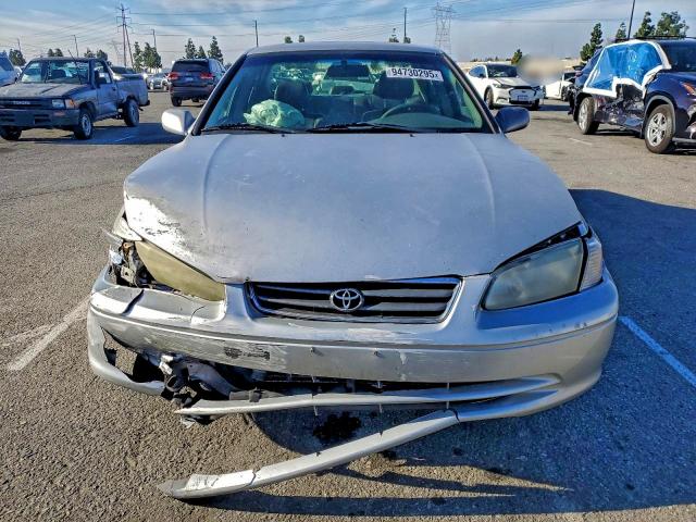 Photo 5 from auction – 2001 TOYOTA CAMRY with VIN 4T1BG22K81U849166