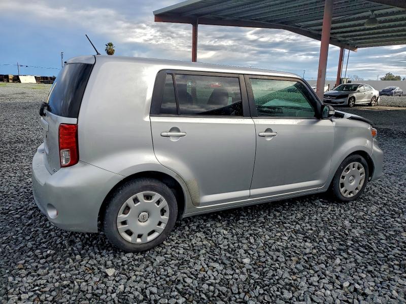 Photo 3 from auction – 2011 TOYOTA SCION XB with VIN JTLZE4FE3B1127815