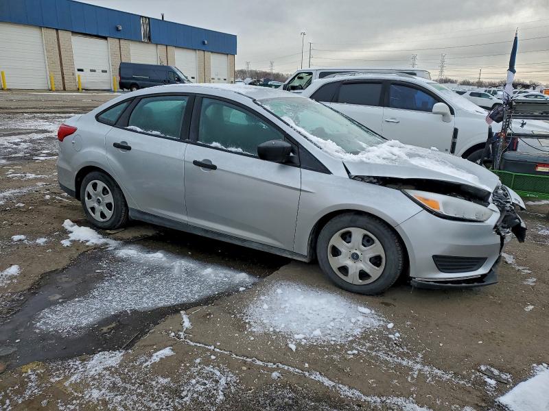 Photo 4 from auction – 2016 FORD FOCUS S with VIN 1FADP3E21GL202076
