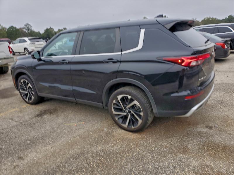 Photo 2 from auction – 2022 MITSUBISHI OUTLANDER with VIN JA4J3UA84NZ044572