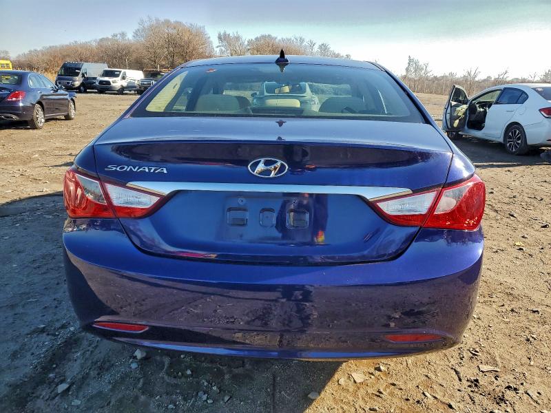 Photo 6 from auction – 2011 HYUNDAI SONATA GLS with VIN 5NPEB4AC8BH194511