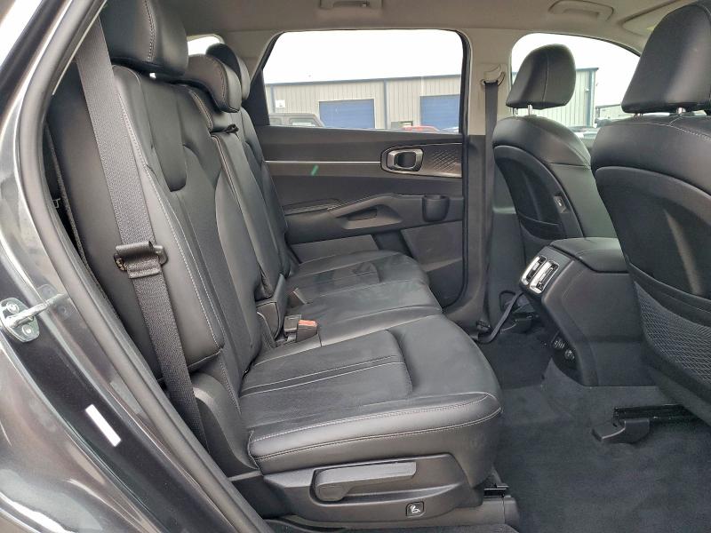 Photo 11 from auction – 2023 KIA SORENTO S with VIN 5XYRL4LC2PG221003