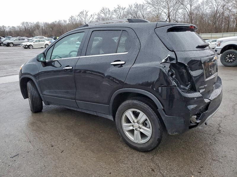 Photo 2 from auction – 2020 CHEVROLET TRAX 1LT with VIN KL7CJPSB0LB034690