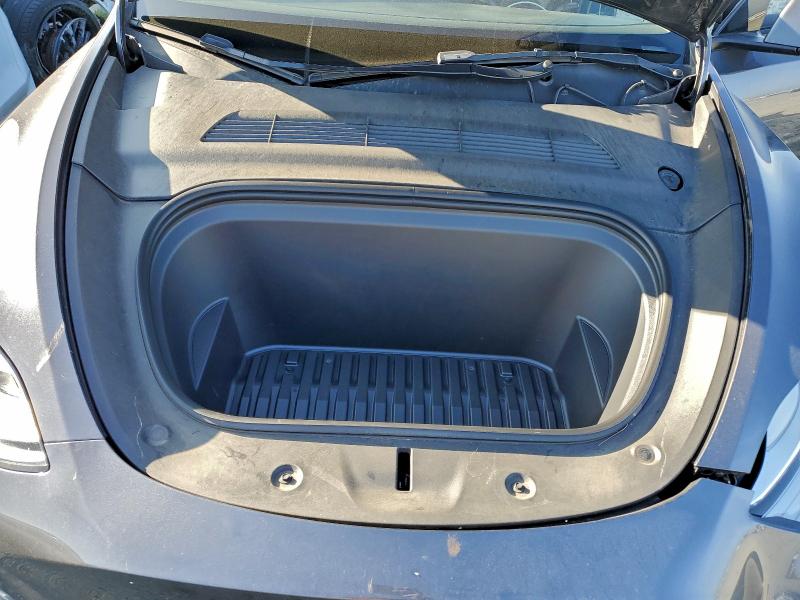 Photo 11 from auction – 2023 TESLA MODEL Y with VIN 7SAYGDEE7PF611751
