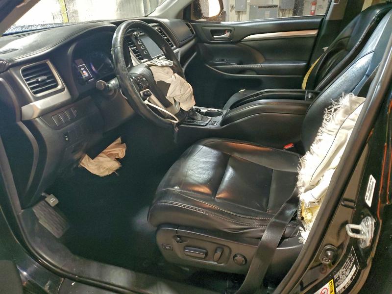 Photo 7 from auction – 2015 TOYOTA HIGHLANDER with VIN 5TDJKRFHXFS175006