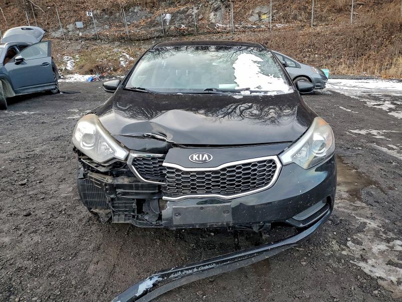 Photo 5 from auction – 2015 KIA FORTE LX with VIN KNAFK4A65F5406945