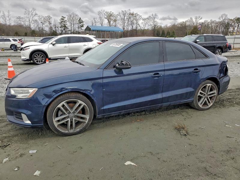 AUDI A3 2017 with VIN WAUAUGFF4H1040999 - Photo from auction