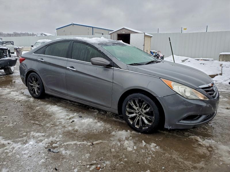 Photo 4 from auction – 2012 HYUNDAI SONATA SE with VIN 5NPEC4AC2CH354879