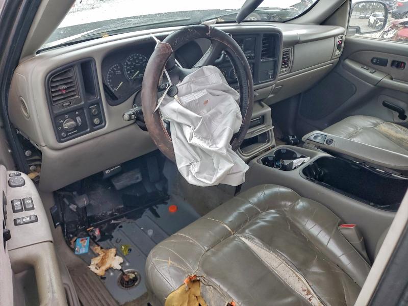 Photo 8 from auction – 1999 CHEVROLET SILVERADO with VIN 1GCFC29T1XZ123032