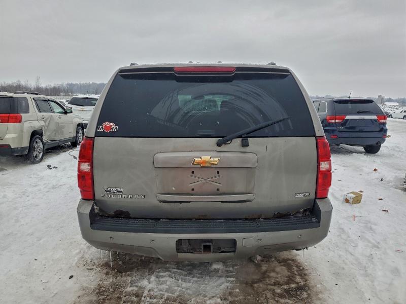 Photo 6 from auction – 2007 CHEVROLET SUBURBAN K with VIN 1GNFK16367R387193