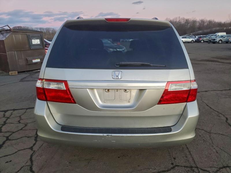 Photo 6 from auction – 2005 HONDA ODYSSEY EX with VIN 5FNRL38445B119833