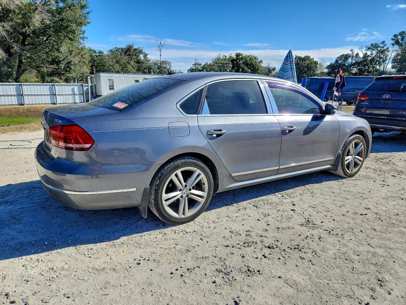 Photo 3 from auction – 2015 VOLKSWAGEN PASSAT SE with VIN 1VWBS7A38FC009599