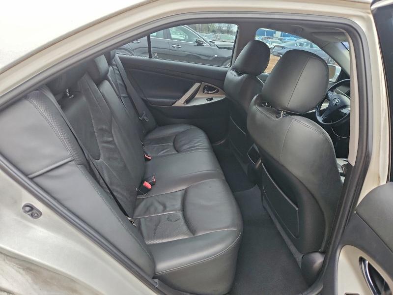Zdjęcie 10 z aukcji – 2011 TOYOTA CAMRY BASE z VIN 4T1BF3EK8BU598414