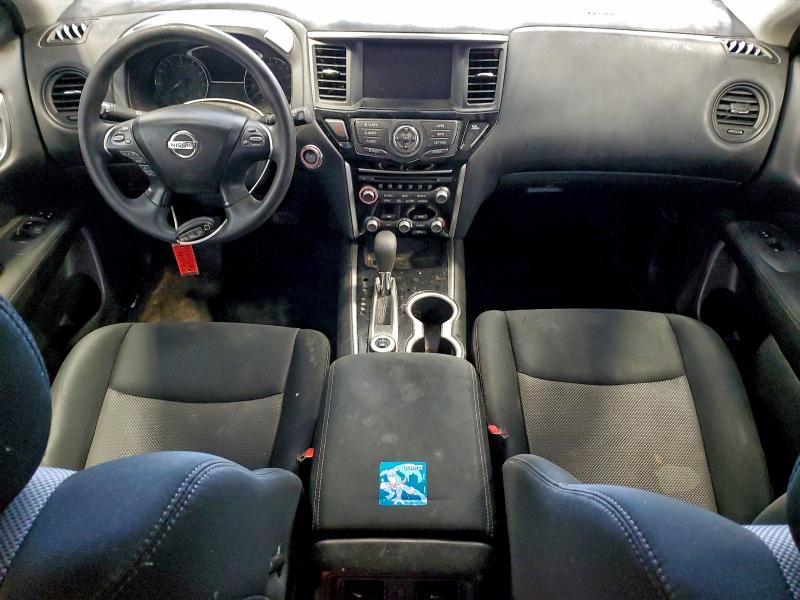 Photo 8 from auction – 2017 NISSAN PATHFINDER with VIN 5N1DR2MMXHC604905