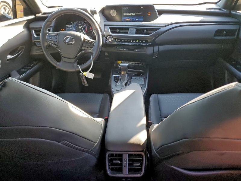 Photo 8 from auction – 2022 LEXUS UX 200 BAS with VIN JTHX3JBH4N2054930