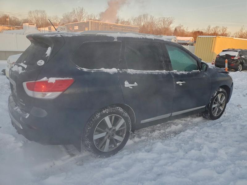Photo 3 from auction – 2015 NISSAN PATHFINDER with VIN 5N1AR2MM0FC678205