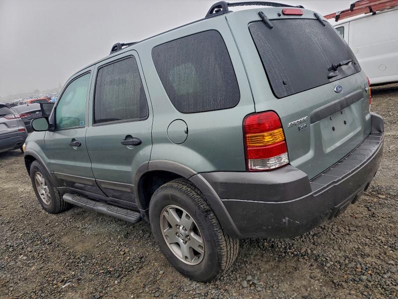 Photo 2 from auction – 2005 FORD ESCAPE XLT with VIN 1FMCU93125KD51879