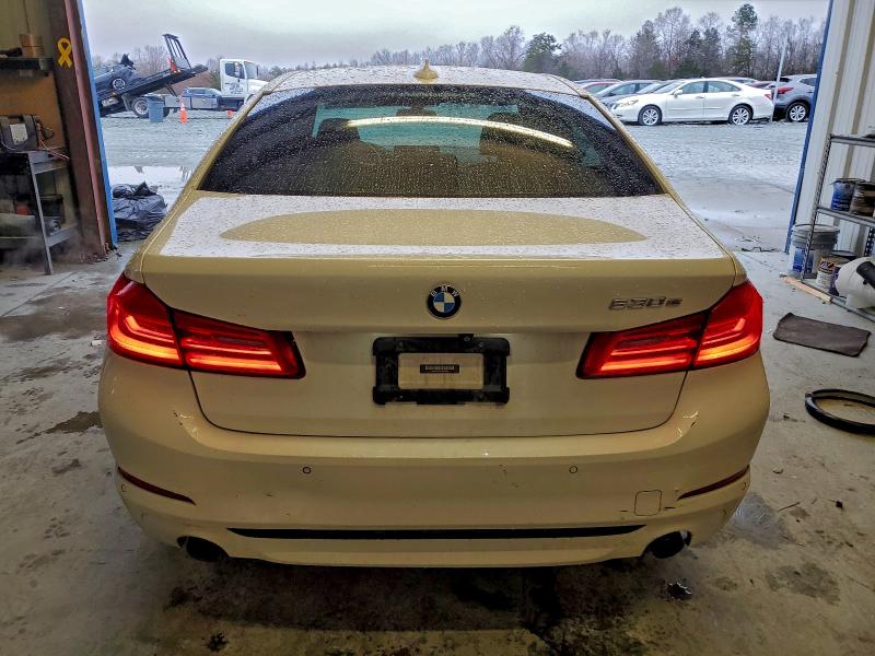 Photo 6 from auction – 2018 BMW 530XE with VIN WBAJB1C57JB374314