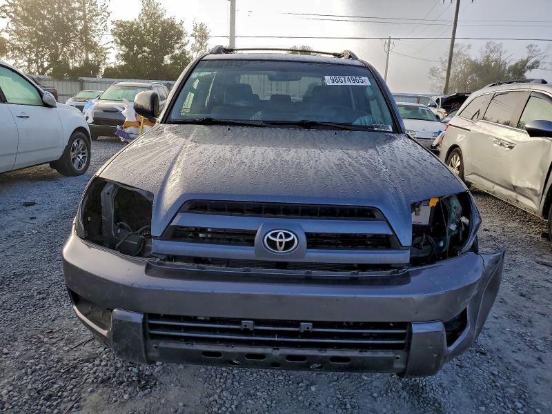 Photo 5 from auction – 2004 TOYOTA 4RUNNER SR with VIN JTEZU14R440022997
