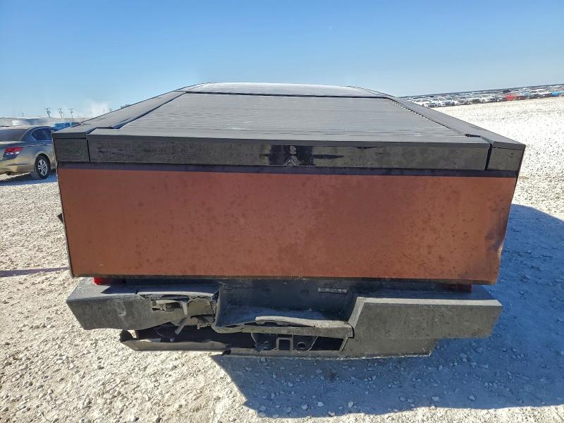 Photo 6 from auction – 2025 TESLA CYBERTRUCK with VIN 7G2CEHED6SA058878