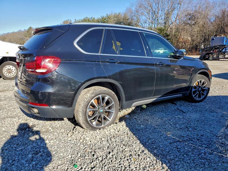 Photo 3 from auction – 2017 BMW X5 XDRIVE3 with VIN 5UXKR0C31H0V74718