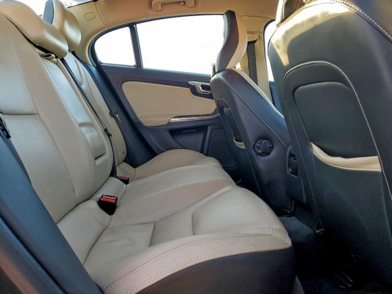 Photo 10 from auction – 2013 VOLVO S60 T5 with VIN YV1612FS5D2177935