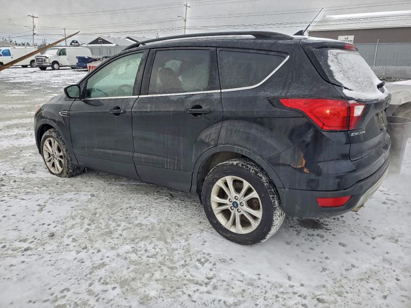 Photo 2 from auction – 2019 FORD ESCAPE SEL with VIN 1FMCU9HD1KUB71540