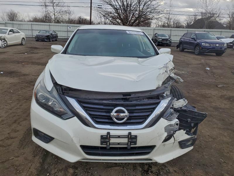 Photo 5 from auction – 2017 NISSAN ALTIMA 2.5 with VIN 1N4AL3AP7HC495919