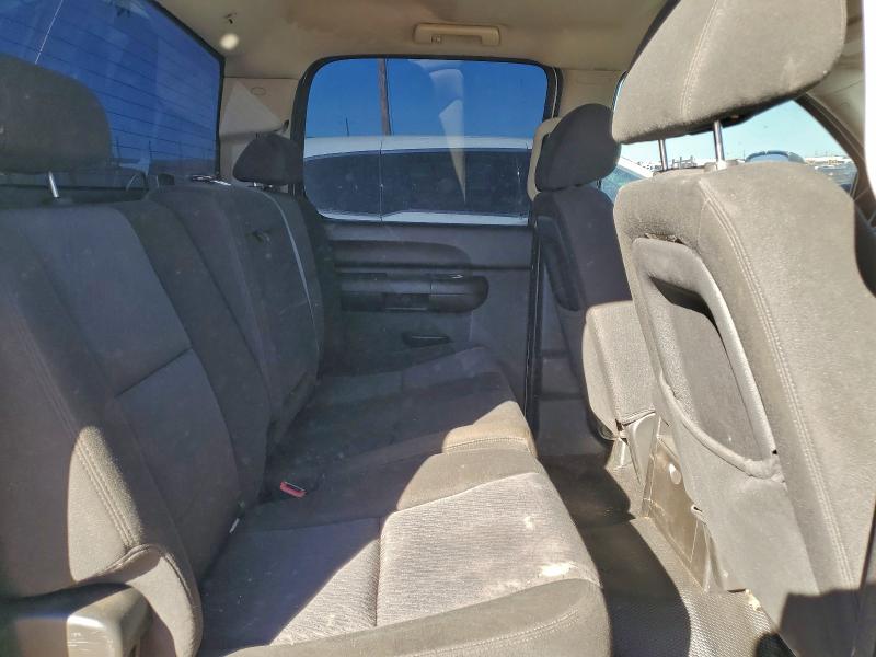Photo 10 from auction – 2011 CHEVROLET SILVERADO with VIN 3GCPKSE31BG174195