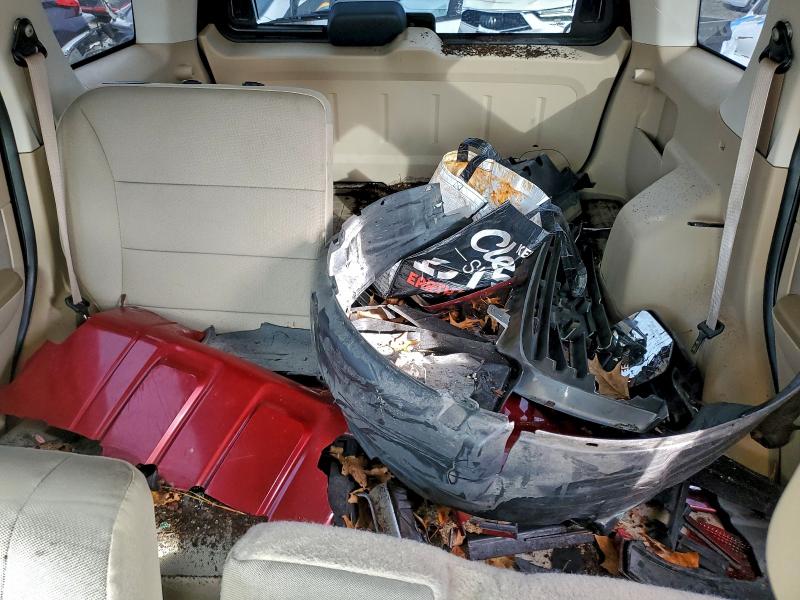 Photo 10 from auction – 2010 FORD ESCAPE XLT with VIN 1FMCU9DG4AKC49190