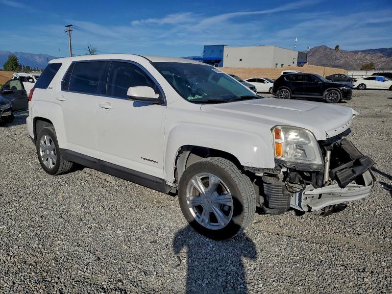 Photo 4 from auction – 2017 GMC TERRAIN SL with VIN 2GKALMEK9H6343619