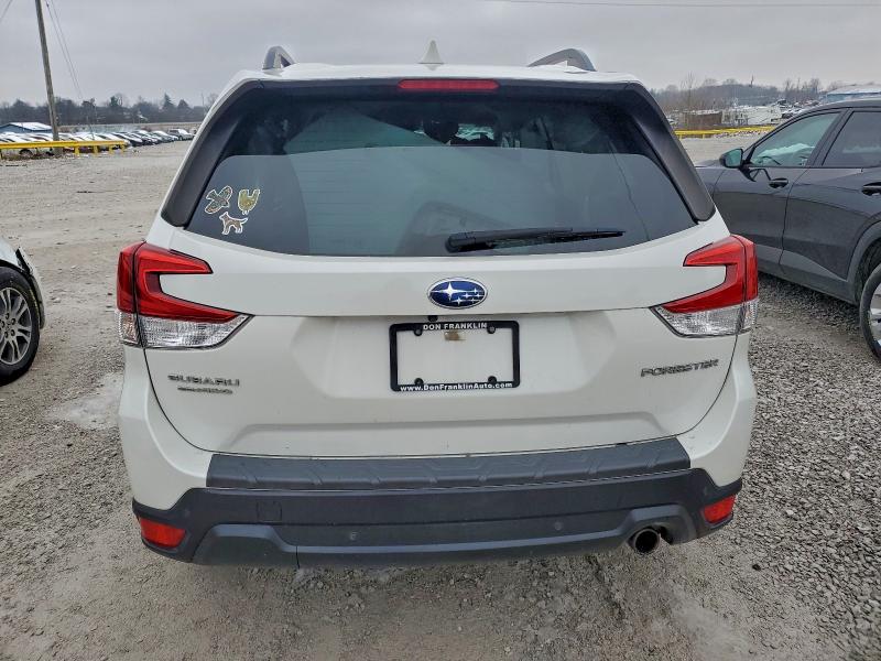 Photo 6 from auction – 2019 SUBARU FORESTER with VIN JF2SKAUC1KH401530