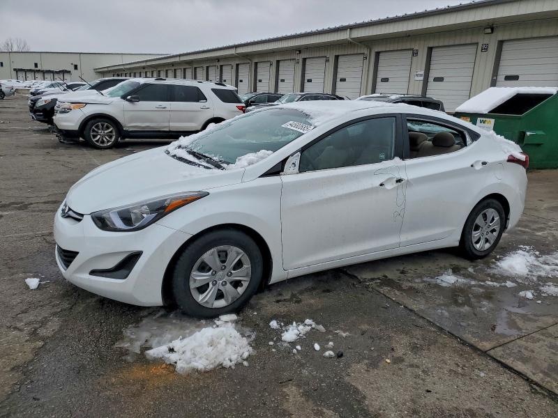 HYUNDAI ELANTRA 2016 with VIN 5NPDH4AE5GH742256 - Photo from auction