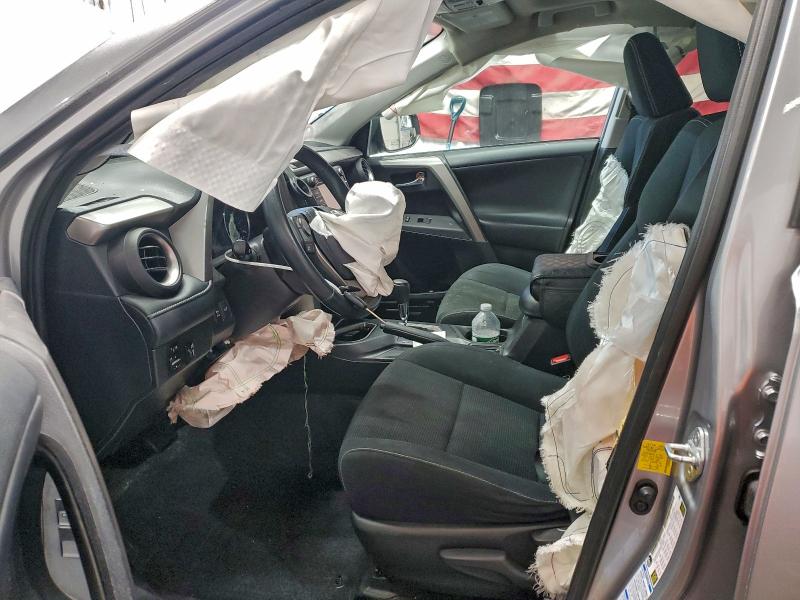 Photo 7 from auction – 2016 TOYOTA RAV4 XLE with VIN 2T3RFREV9GW427990