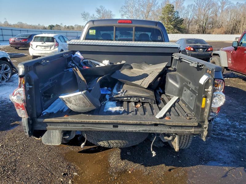 Photo 6 from auction – 2012 TOYOTA TACOMA PRE with VIN 5TFTU4GN7CX013219