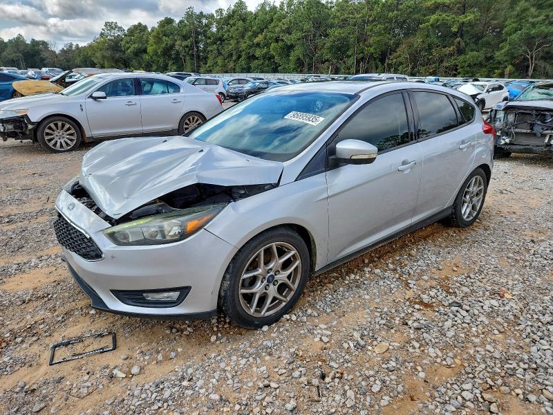 FORD FOCUS SE 2015 with VIN 1FADP3K22FL302898 - Photo from auction